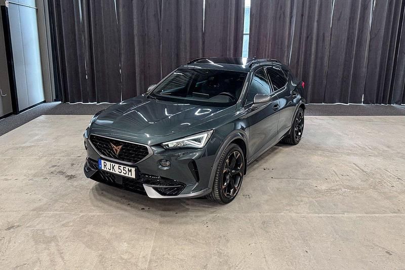 Mörkgrön (grön) Begagnad 2022 Cupra Formentor VZ SUV | 319 900 kr (Marknadspris) - Bild 1/4