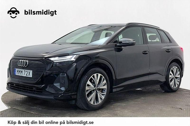 Svart Begagnad 2022 Audi Q4 e-tron Comfort SUV | 339 900 kr (Marknadspris) - Bild 1/3