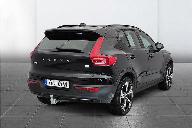 Begagnad Volvo XC40 300 kW (408 HK) 2023 Svart SUV