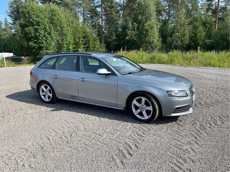 Grå Begagnad 2011 Audi A4 Kombi | 49 000 kr (Superpris) - Bild 1/4