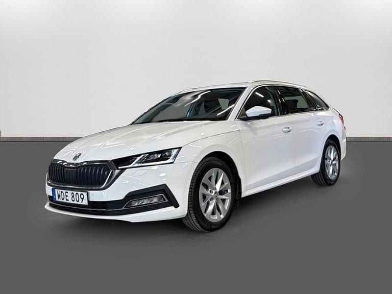 Begagnad Skoda Octavia Style 110 HK (80 kW) 2022 Vit Kombi