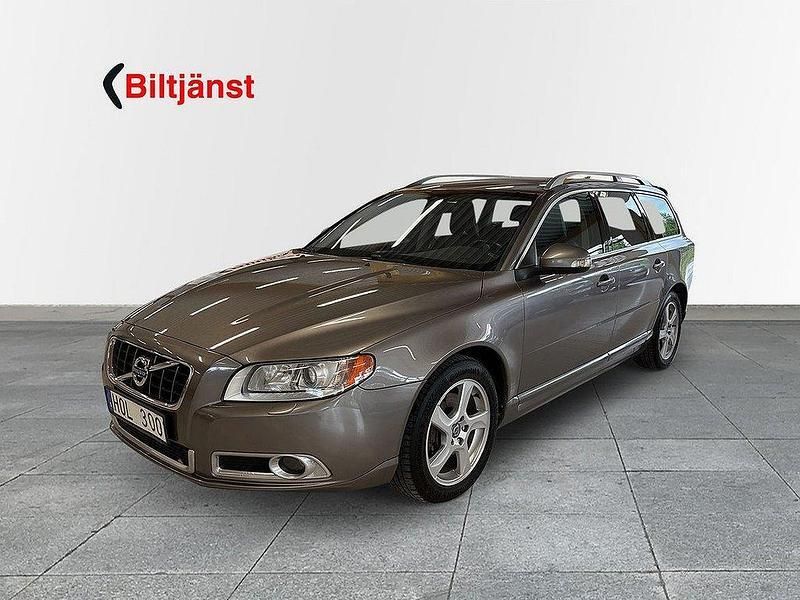 Grå Begagnad 2011 Volvo V70 Summum Kombi | 99 000 kr (Marknadspris) - Bild 1/4