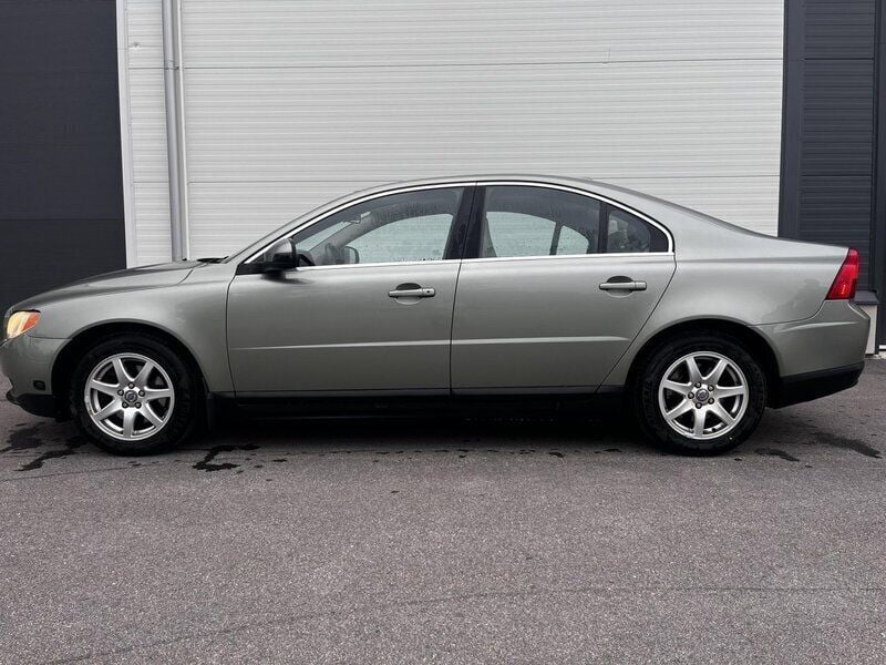 Grön Begagnad 2008 Volvo S80 Kinetic Sedan | 39 000 kr (Superpris) - Bild 1/4