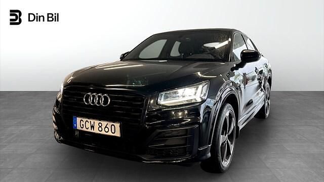 Svart (mytsvart metallic) Begagnad 2017 Audi Q2 S-Line SUV | 199 900 kr (Bra pris) - Bild 1/4
