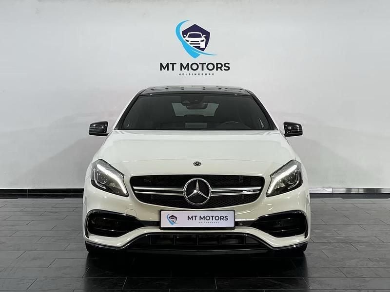 Begagnad Mercedes A45 AMG AMG 422 HK (310 kW) 2017 Vit Halvkombi