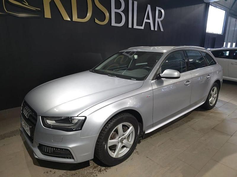 Begagnad Audi A4 S-line plus 150 HK (110 kW) 2014 Silver Kombi