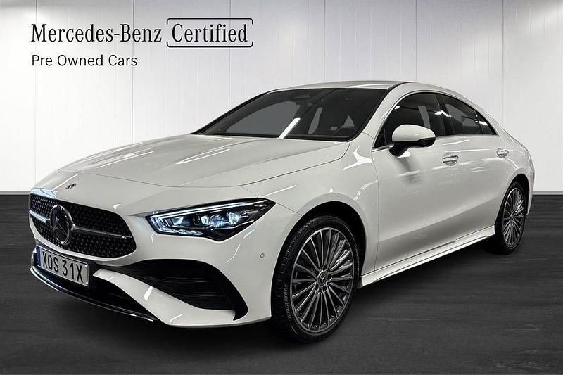 Vit Begagnad 2025 Mercedes E250 AMG Sportkupé | 438 900 kr - Bild 1/4