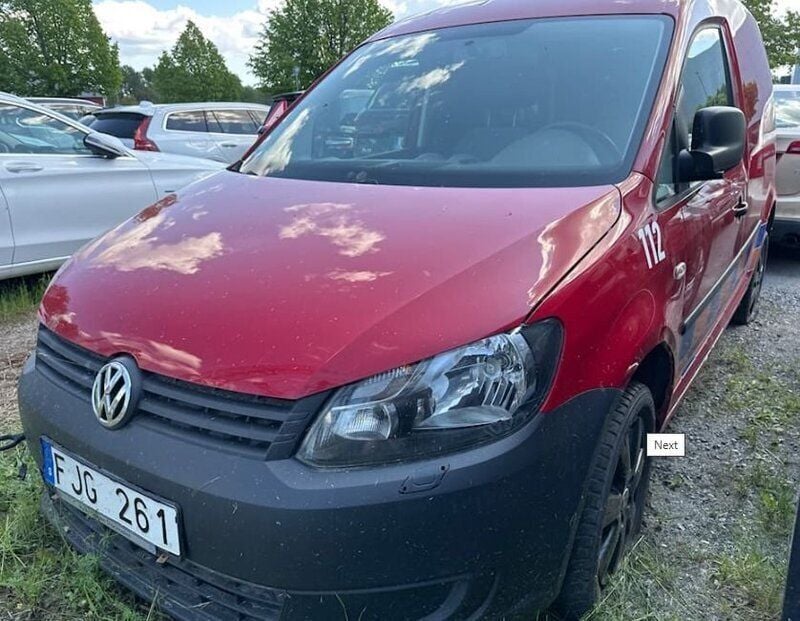 Röd Begagnad 2011 VW Caddy Minibuss | 39 900 kr - Bild 1/2