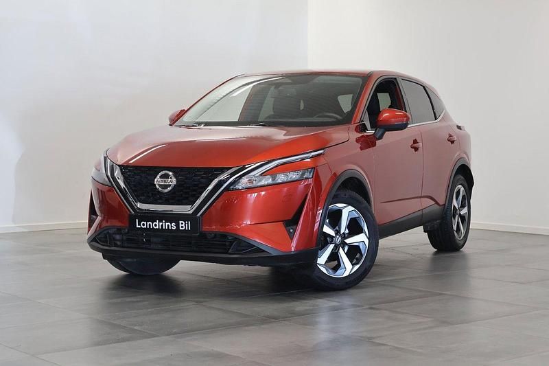 Röd Begagnad 2021 Nissan Qashqai N-Connecta SUV | 269 900 kr (Lite dyr) - Bild 1/4