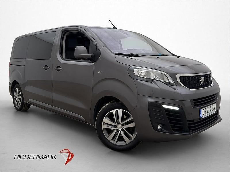 Begagnad Peugeot Traveller 177 HK (130 kW) 2016 Mörkgrå Minibuss