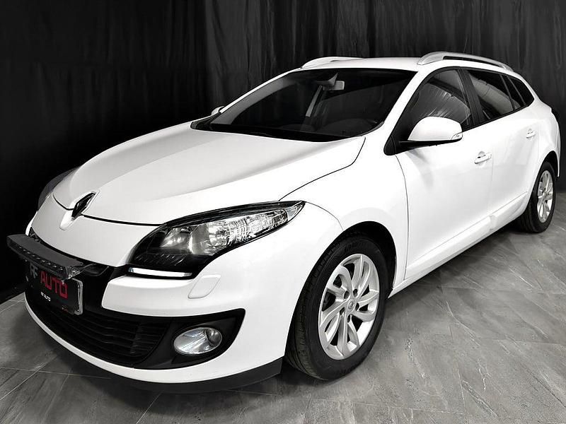 Begagnad Renault Mégane GrandTour 110 HK (80 kW) 2013 Vit Kombi