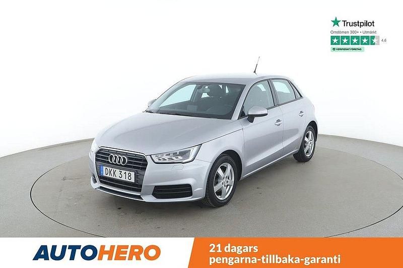 Silver Begagnad 2015 Audi A1 Sportback Comfort Halvkombi | 103 000 kr (Marknadspris) - Bild 1/4