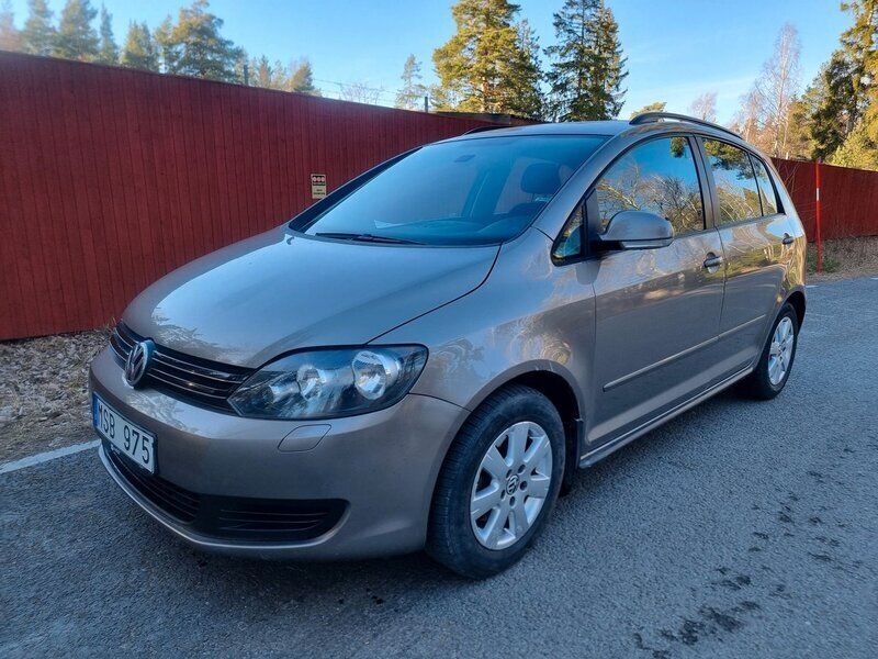 Brun Begagnad 2011 VW Golf VII Halvkombi | 78 500 kr (Bra pris) - Bild 1/4