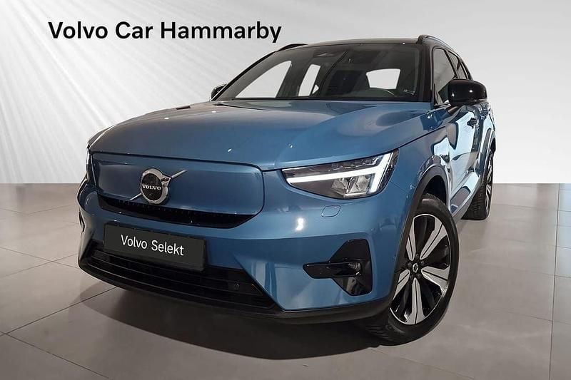 Blå Begagnad 2023 Volvo XC40 Ultimate SUV | 379 000 kr - Bild 1/3