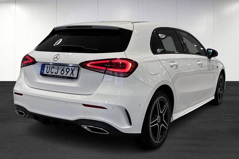 Begagnad Mercedes A250 AMG 218 HK (160 kW) 2020 Vit Halvkombi