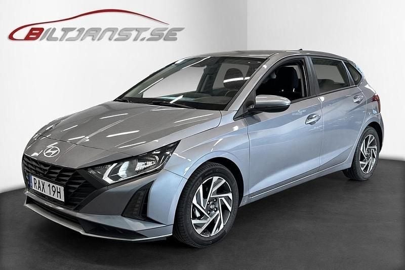 Begagnad Hyundai i20 2024 Blå Halvkombi