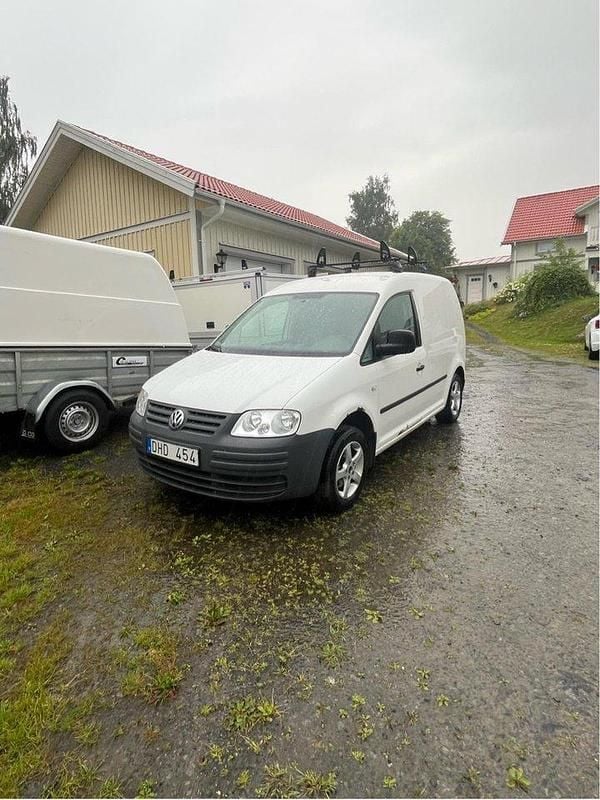Vit Begagnad 2010 VW Caddy Minibuss | 36 000 kr (Superpris) - Bild 1/4