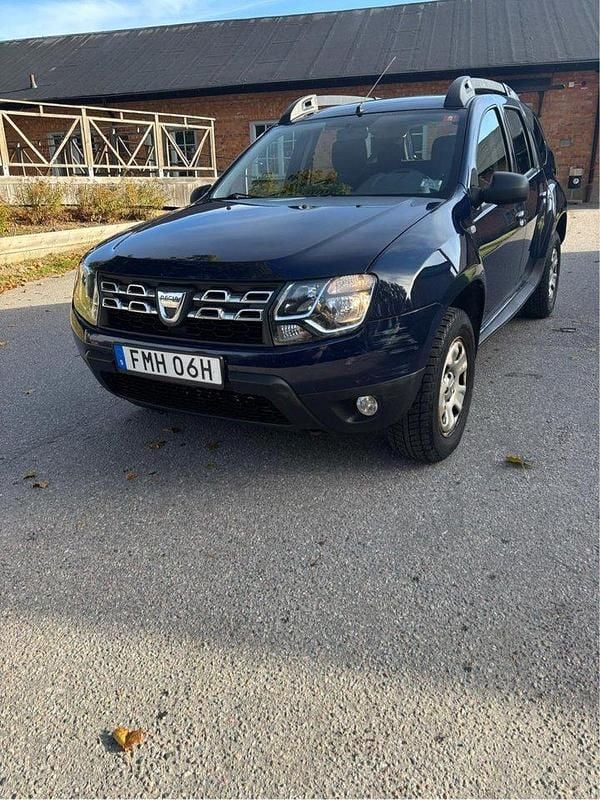Blå Begagnad 2015 Dacia Duster SUV | 52 000 kr (Superpris) - Bild 1/4