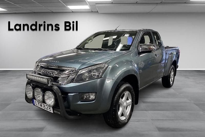 Ljusgrå (gråmetallic) Begagnad 2016 Isuzu D-Max Pickup | 209 000 kr (Lite dyr) - Bild 1/4