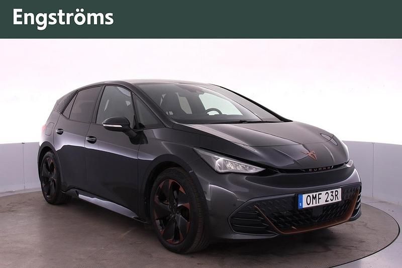 Quasar grey metallic Begagnad 2022 Cupra Born e-Boost Halvkombi | 269 000 kr (Marknadspris) - Bild 1/4