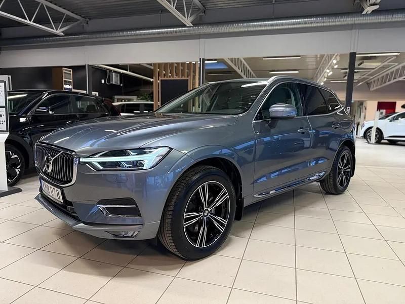 Grå Begagnad 2017 Volvo XC60 Inscription SUV | 275 000 kr (Dyr) - Bild 1/4