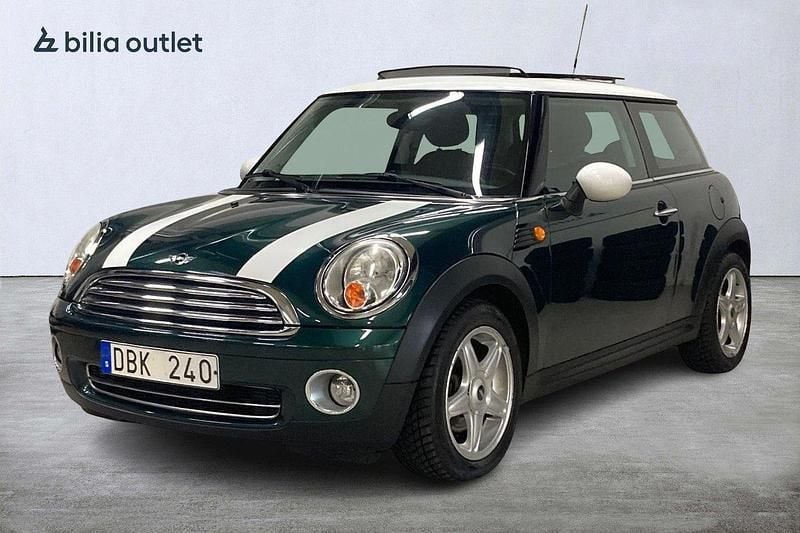 Mörkgrön Begagnad 2009 Mini Cooper Halvkombi | 99 900 kr - Bild 1/3