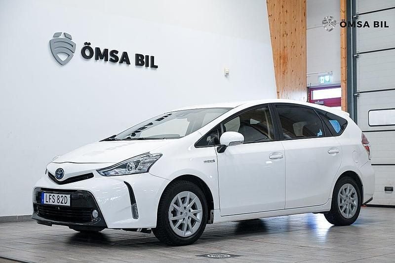 Vit Begagnad 2019 Toyota Prius Active Kombi | 247 800 kr - Bild 1/4