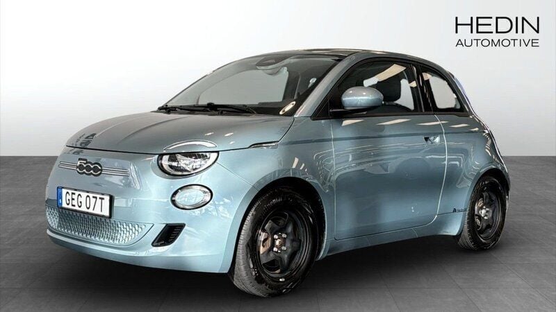 Blå Begagnad 2021 Fiat 500e Passion Halvkombi | 186 900 kr (Marknadspris) - Bild 1/4