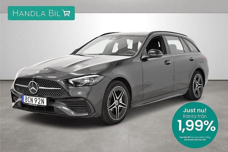 Grå Begagnad 2022 Mercedes C300e AMG Kombi | 409 900 kr (Dyr) - Bild 1/3