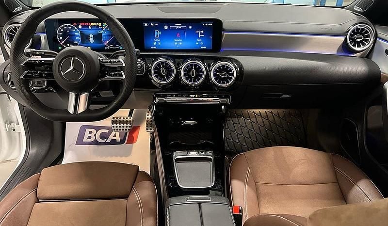 Begagnad Mercedes CLA200 Premium 163 HK (119 kW) 2024 Polarvit Kombi