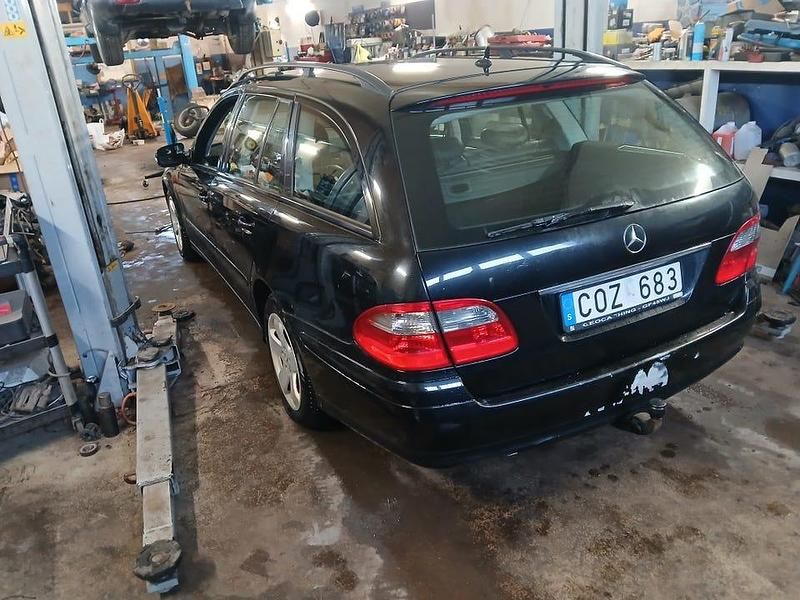 Begagnad Mercedes E200 136 HK (100 kW) 2008