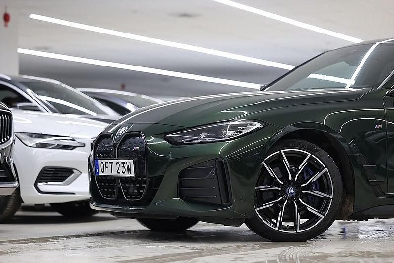 Begagnad BMW i4 M Sport 442 kW (601 HK) 2022 Grön Sedan