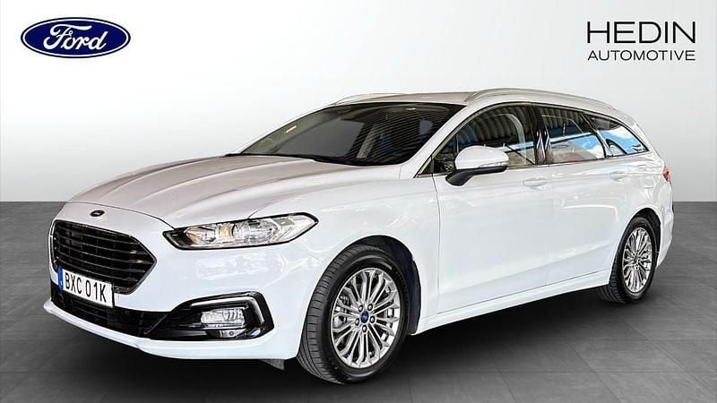 Begagnad 2022 Ford Mondeo Titanium Kombi | 229 900 kr - Bild 1/4
