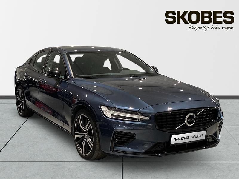Begagnad Volvo S60 R-Design 462 HK (339 kW) 2022 Mörkblå (blå) Sedan