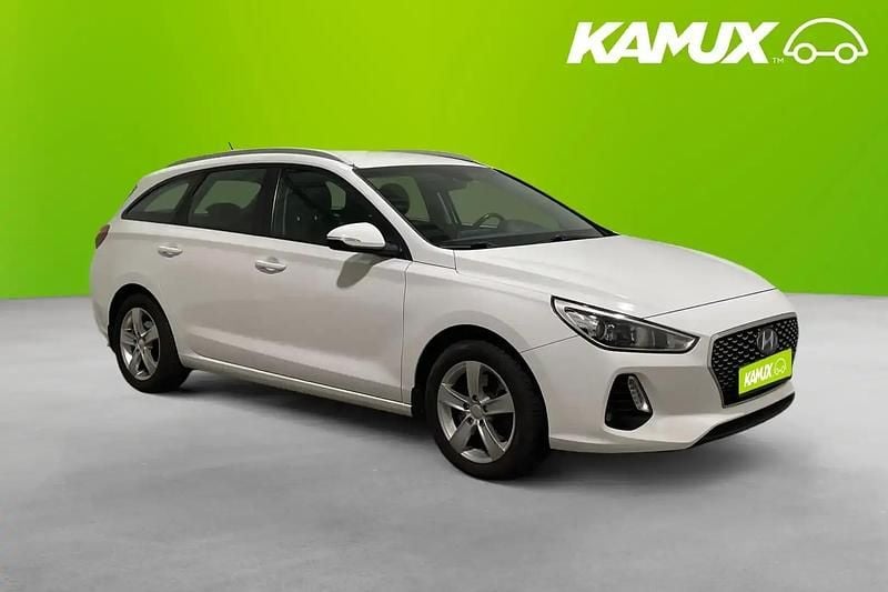 Vit Begagnad 2018 Hyundai i30 Comfort Kombi | 109 800 kr (Bra pris) - Bild 1/4