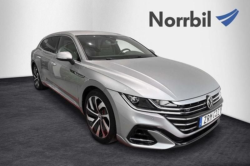 Silver Begagnad 2020 VW Arteon R-line Kombi | 339 000 kr (Marknadspris) - Bild 1/4