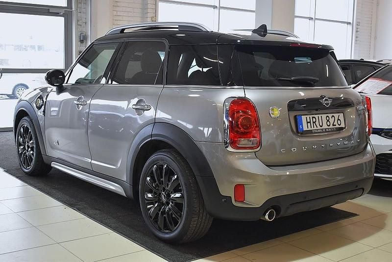 Begagnad Mini Cooper Countryman Chili 136 HK (100 kW) 2018 Grå SUV