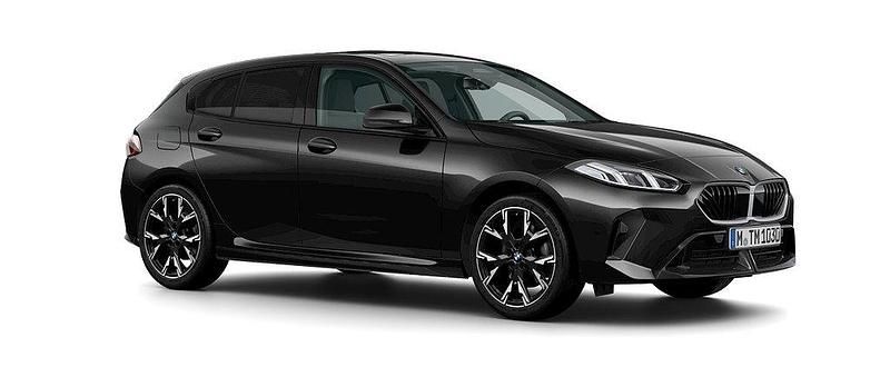 Svart Ny 2025 BMW 120 Halvkombi | 479 000 kr - Bild 1/3