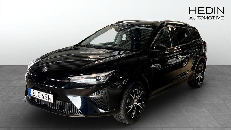 Svart (black) Begagnad 2022 MG MG5 EV Kombi | 214 900 kr - Bild 1/4