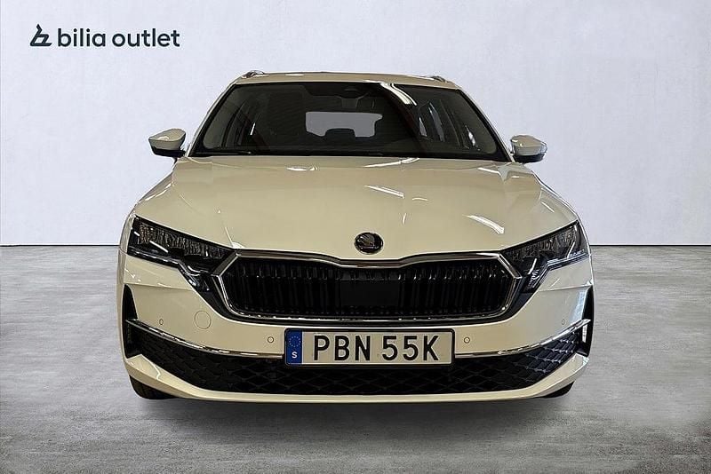 Begagnad Skoda Octavia 150 HK (110 kW) 2024 Vit Kombi
