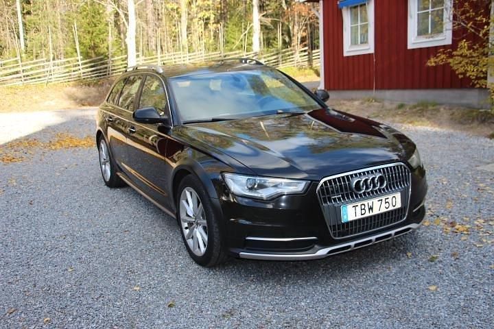 Svart Begagnad 2014 Audi A6 Allroad Kombi | 150 000 kr (Marknadspris) - Bild 1/4