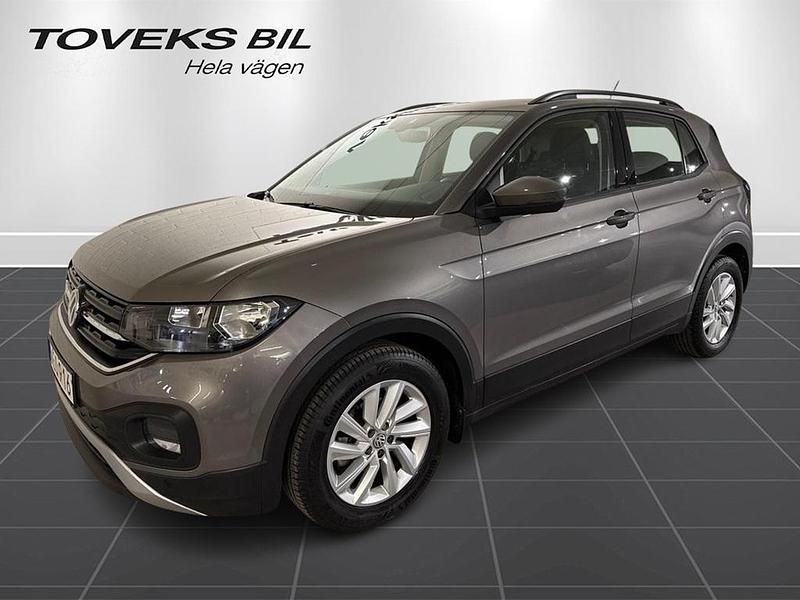 Grå Begagnad 2020 VW T-Cross SUV | 174 900 kr (Marknadspris) - Bild 1/4