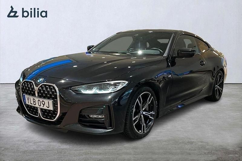 Svart Begagnad 2021 BMW 430 Shadowline Sportkupé | 429 000 kr - Bild 1/4