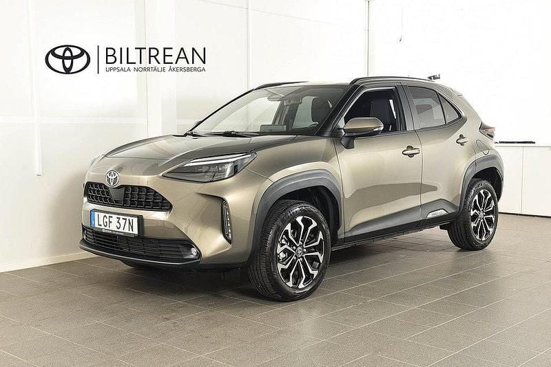 Grön Ny 2025 Toyota Yaris Cross Active SUV | 314 900 kr (Lite dyr) - Bild 1/4