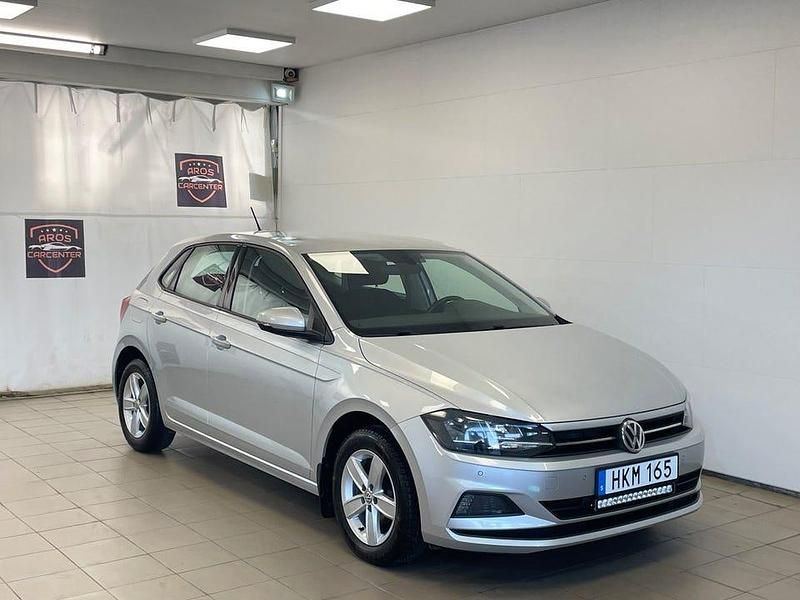 Silver Begagnad 2018 VW Polo | 144 900 kr (Marknadspris) - Bild 1/4