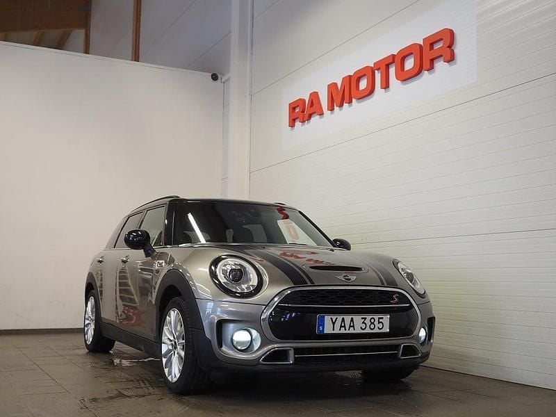 Grå Begagnad 2015 Mini Cooper S Clubman Chili Kombi | 169 900 kr (Bra pris) - Bild 1/3