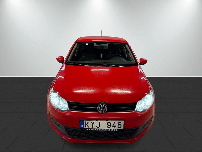 Begagnad VW Polo 90 HK (66 kW) 2011 Röd Halvkombi