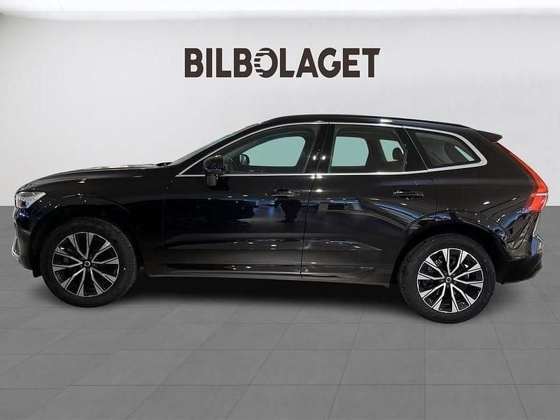 Begagnad Volvo XC60 Core 197 HK (144 kW) 2022 Svart SUV