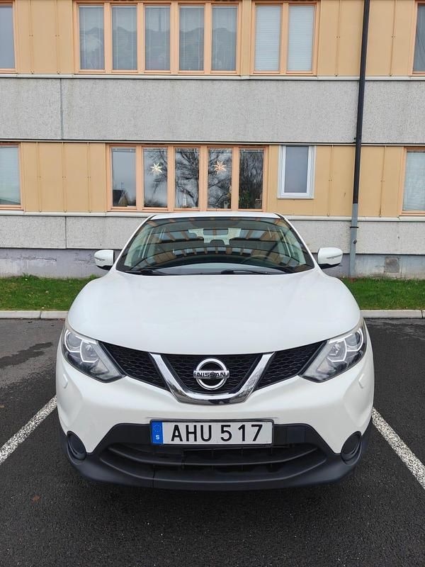 Begagnad 2014 Nissan Qashqai SUV | 87 000 kr (Marknadspris) - Bild 1/4