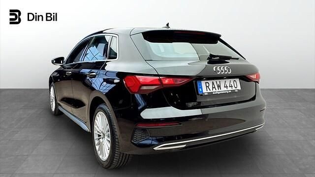 Begagnad Audi A3 Sportback e-tron Advanced Plus 204 HK (150 kW) 2023 Brilliantsvart Halvkombi